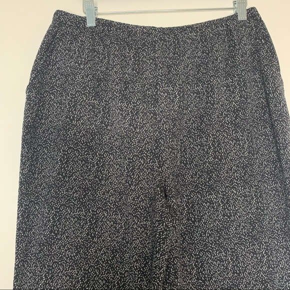 lands’end pull-up pants large - Picture 3 of 10